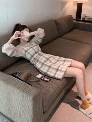 2020年秋冬装新款设计感小众轻奢连衣裙女御姐气质轻熟风炸街裙子