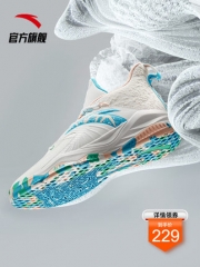 安踏运动鞋